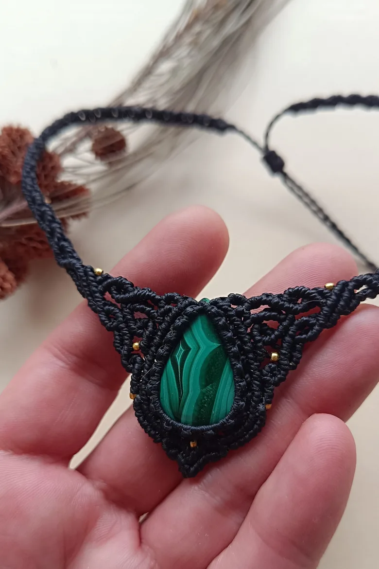 Collar CHOKER con Malaquita negro / Malachite Necklace - Imagen 2