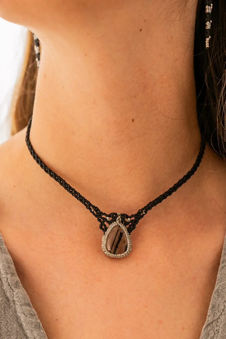 Collar CHOCKER S Cuarzo con Turmalina negra / Quartz with black Tourmaline Necklace - Imagen 3