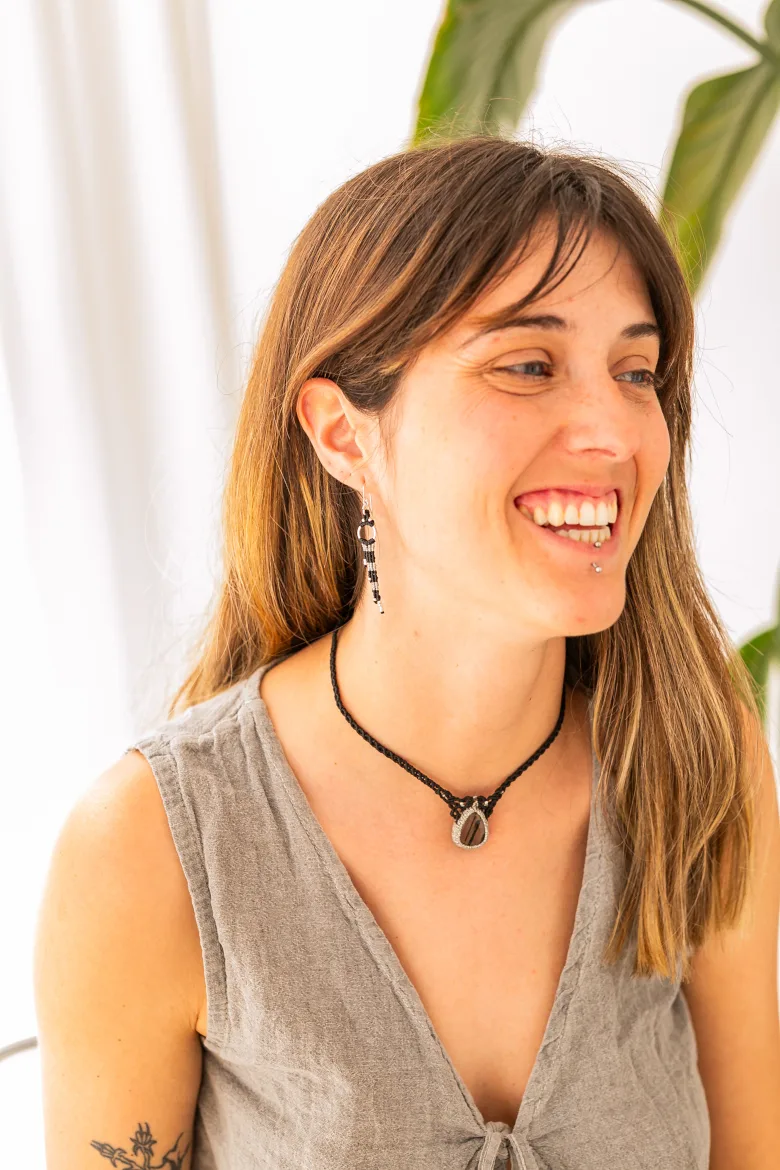 Collar CHOCKER S Cuarzo con Turmalina negra / Quartz with black Tourmaline Necklace - Imagen 4